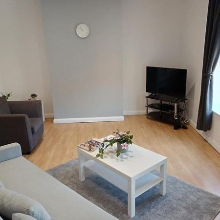Welcome To This Flat Kettering Extérieur photo